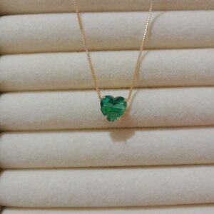 Collar de Fantasía, Esmeralda